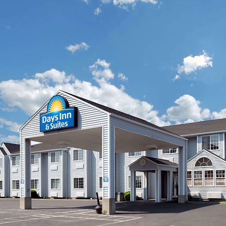 Days Inn & Suites By Wyndham Spokane Airport Airway Heights Bagian luar foto