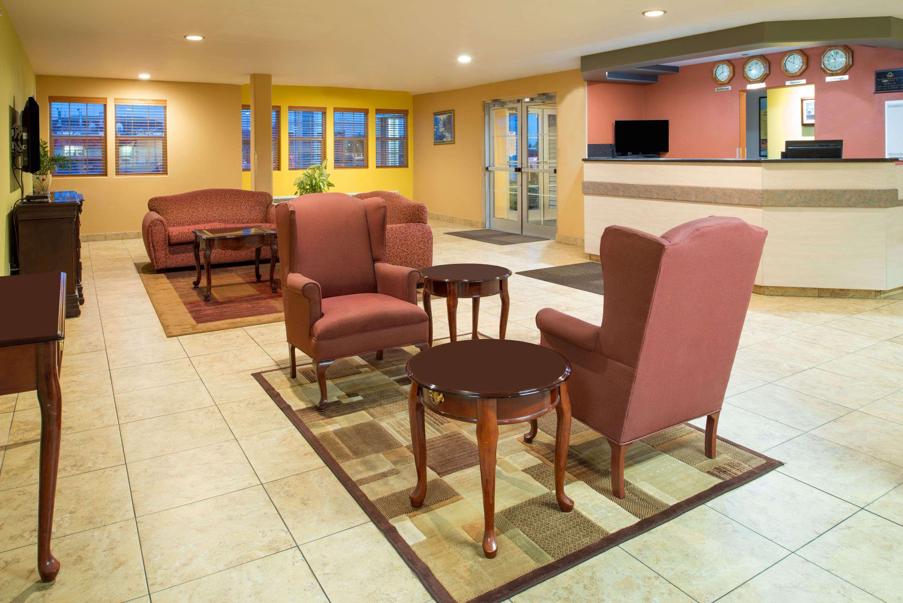Days Inn & Suites By Wyndham Spokane Airport Airway Heights Bagian luar foto